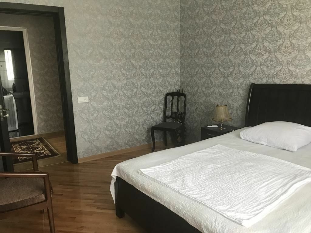 Guest House Tasunia Кутаиси Екстериор снимка